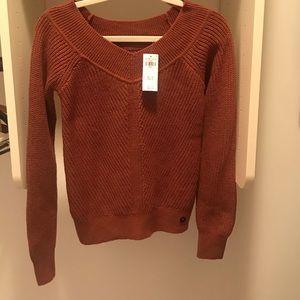 Abercrombie & Fitch rust sweater